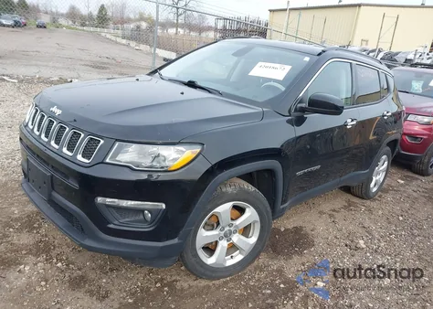 2019 Jeep Compass Latitude 4X4 from USA, damaged, VIN 3C4NJDBB4KT733568